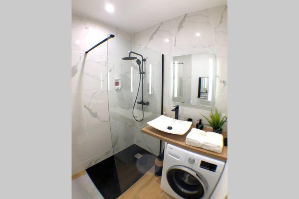 Le Floral - Hypercentre Capitole # Parking Prive # Queen Size Toulouse Ngoại thất bức ảnh